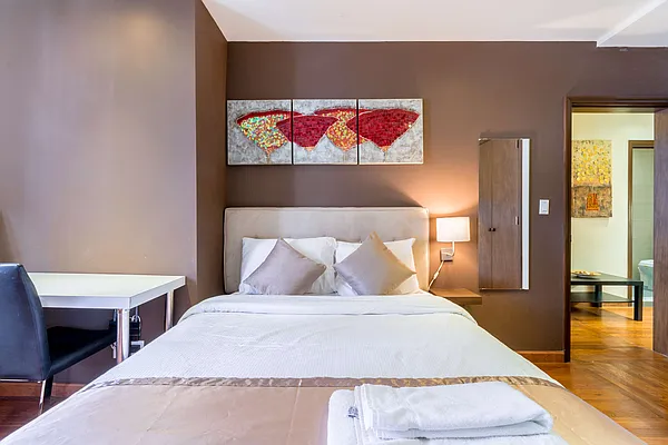 Rented by Townhouse Apartments | media 32