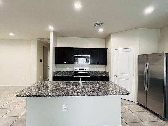 3rd image of 24368 W Albeniz Pl