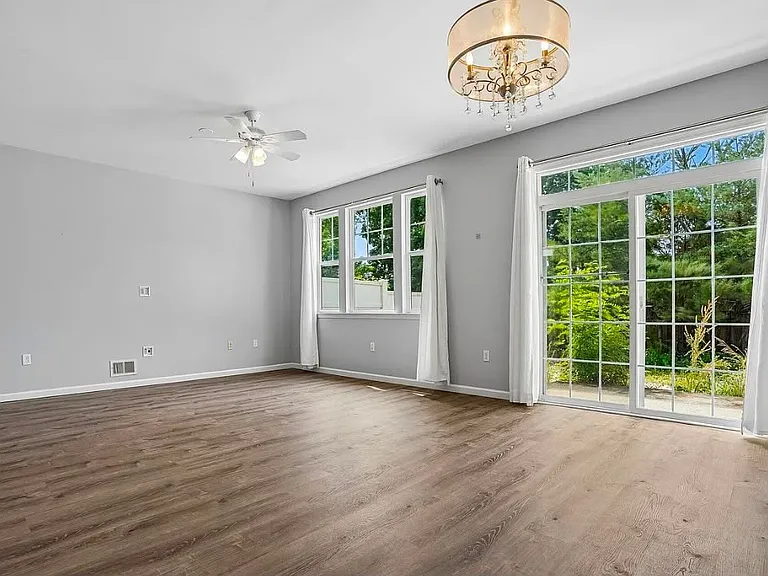 100 Pine St #5 — Photo 3