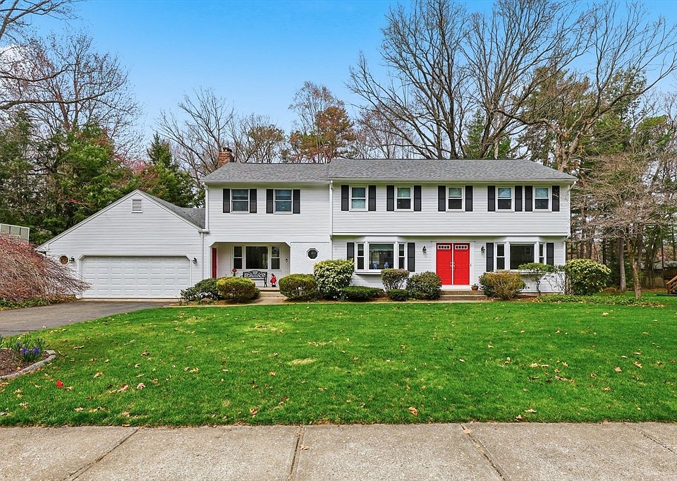 1st image of 44 Canterbury Ln