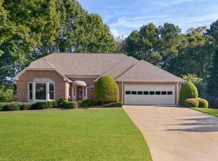 115 Stepping Stone Ln, Alpharetta, GA 30004