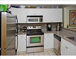 3rd image of 1 Cityview Ln Unit 606