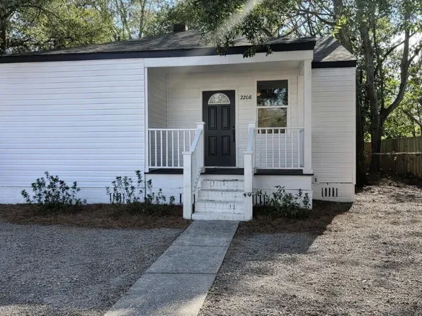2208 Bailey Dr, North Charleston, SC 29405