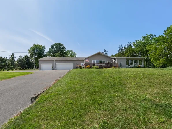 5364 Lakemont Himrod Rd, Dundee, NY 14837