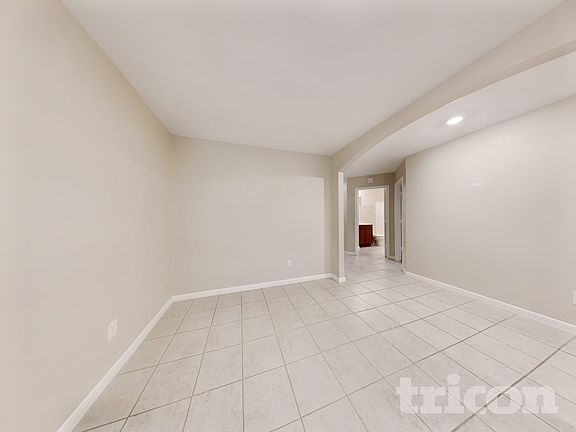 5th image of 804 Painted Bison Dr