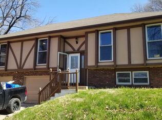 11202 NW Rush Creek Cv, Kansas City, MO 64152