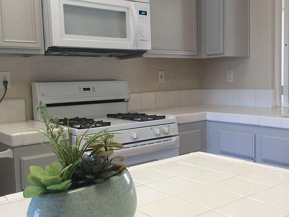 2nd image of 79315 Desert Crest Dr