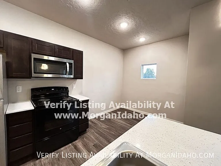 1025 S Elder St #102 — Photo 4