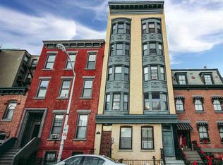 64 Mercer St, Jersey City, NJ 07302