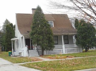 833 S Jefferson St, Green Bay, WI 54301