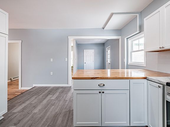 5th image of 74 Lincoln Avenue