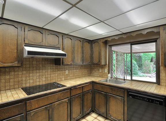 5th image of 15695 SE Cordova Ct