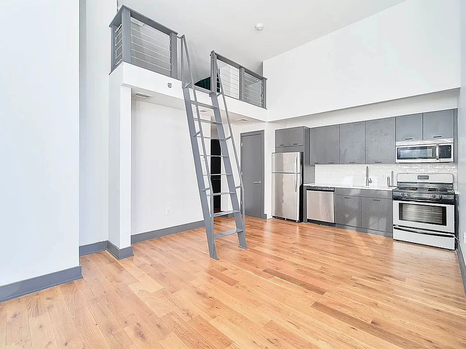 1st image of 340 E 117th St #3M
