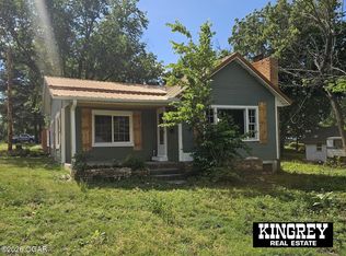1835 Cherokee Ave, Baxter Springs, KS 66713