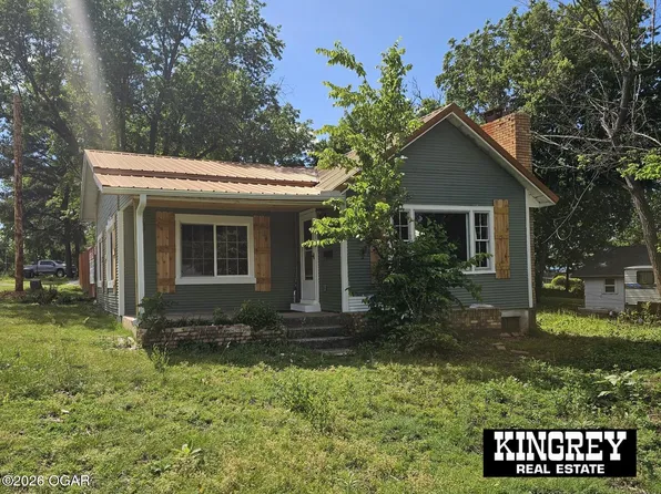 1835 Cherokee Ave, Baxter Springs, KS 66713