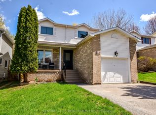 55 Moon Dr, Barrie, ON L4N 7G8