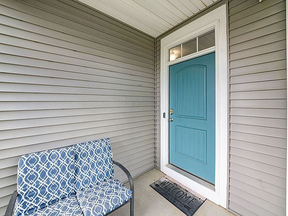 5th image of 6138 Longwood Dr