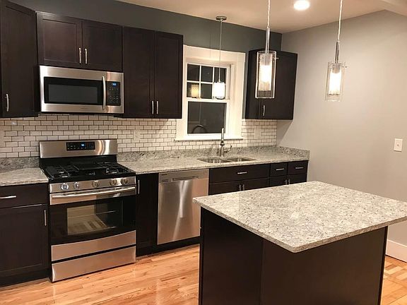 2nd image of 30 Saxonia Ave