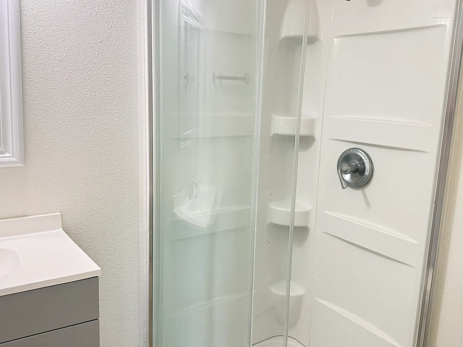 1 bed, $950 — Photo 4