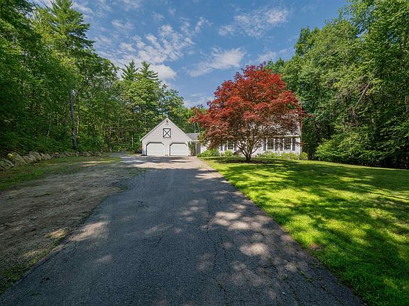 5th image of 99 Tower Hill Road