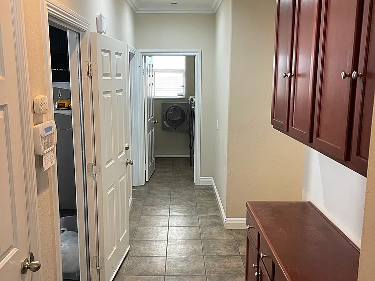 7166 Abigail Pl — Photo 5