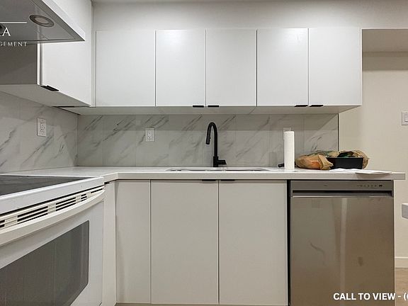 4th image of 943 Upper Gage Ave #2B