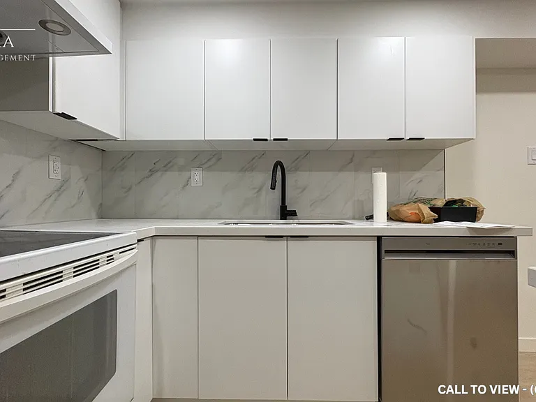943 Upper Gage Ave #2B — Photo 4