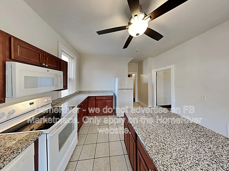 711 Hampshire Ave — Photo 9
