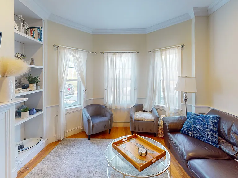 15 M St #1 — Photo 6