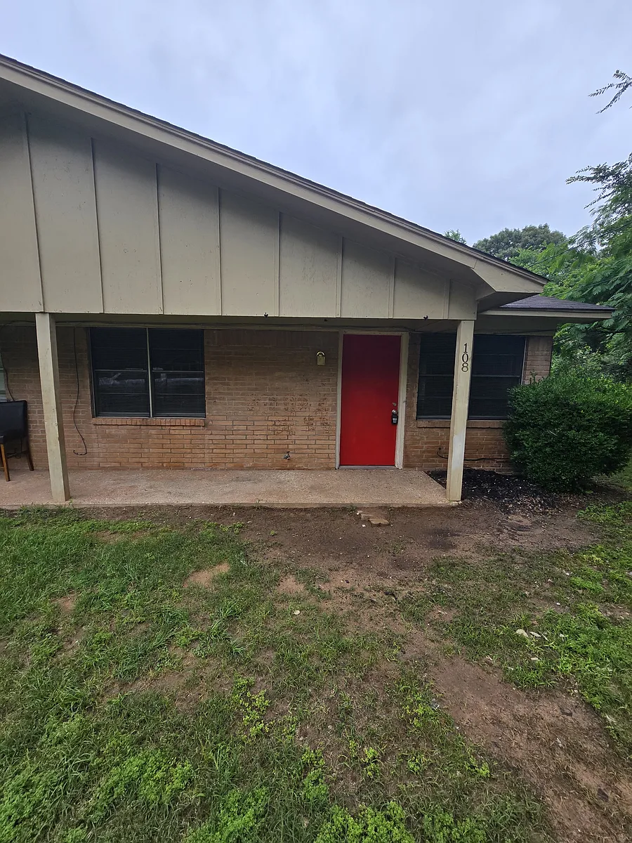Building Photo - 11618 W First Avenueunit #108