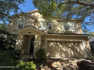 952 Collinswood Dr, Jacksonville, FL 32225