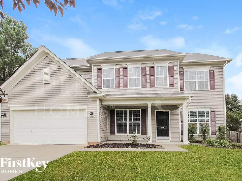 240 Golden Valley Dr