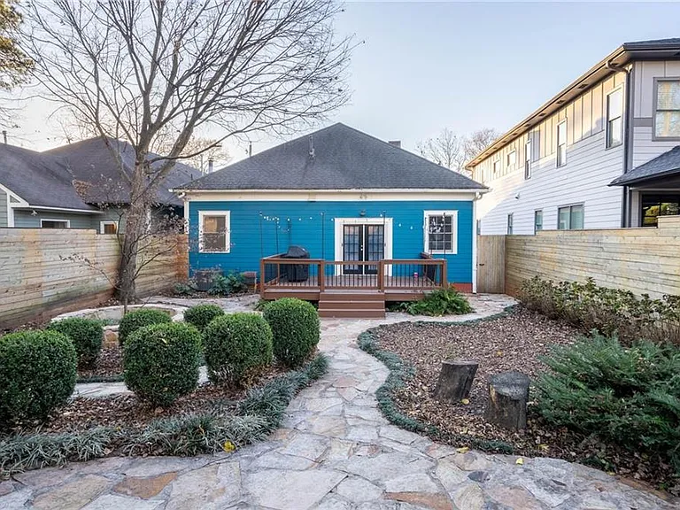 311 Josephine St NE — Photo 45