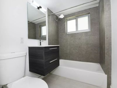 2250 Bay Dr APT 3, Miami Beach, FL, 33141