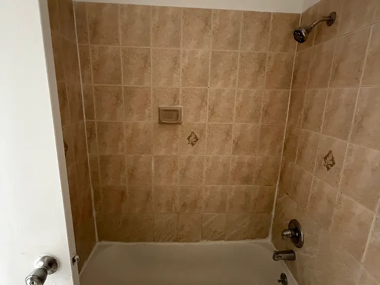 160-09 Hillside Ave #3 — Photo 13