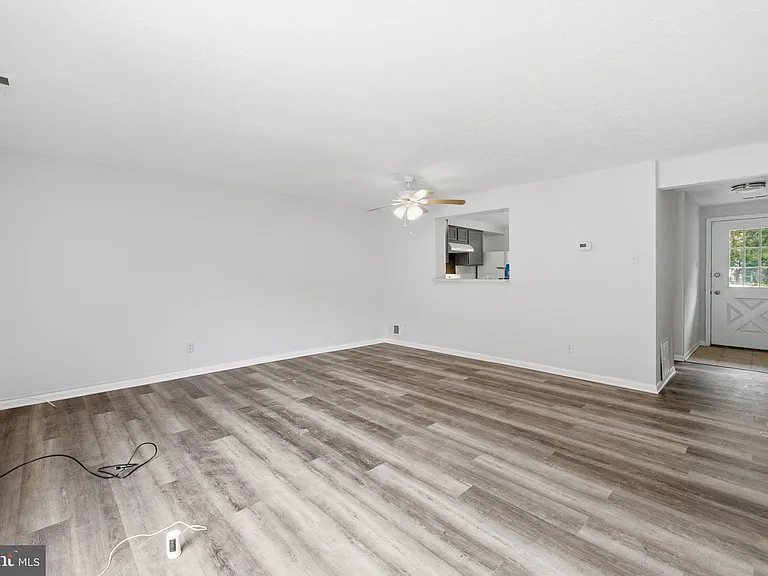 217 Vista Ct — Photo 11