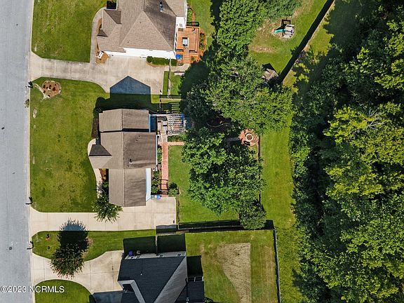 5th image of 3832 Forsyth Park Court