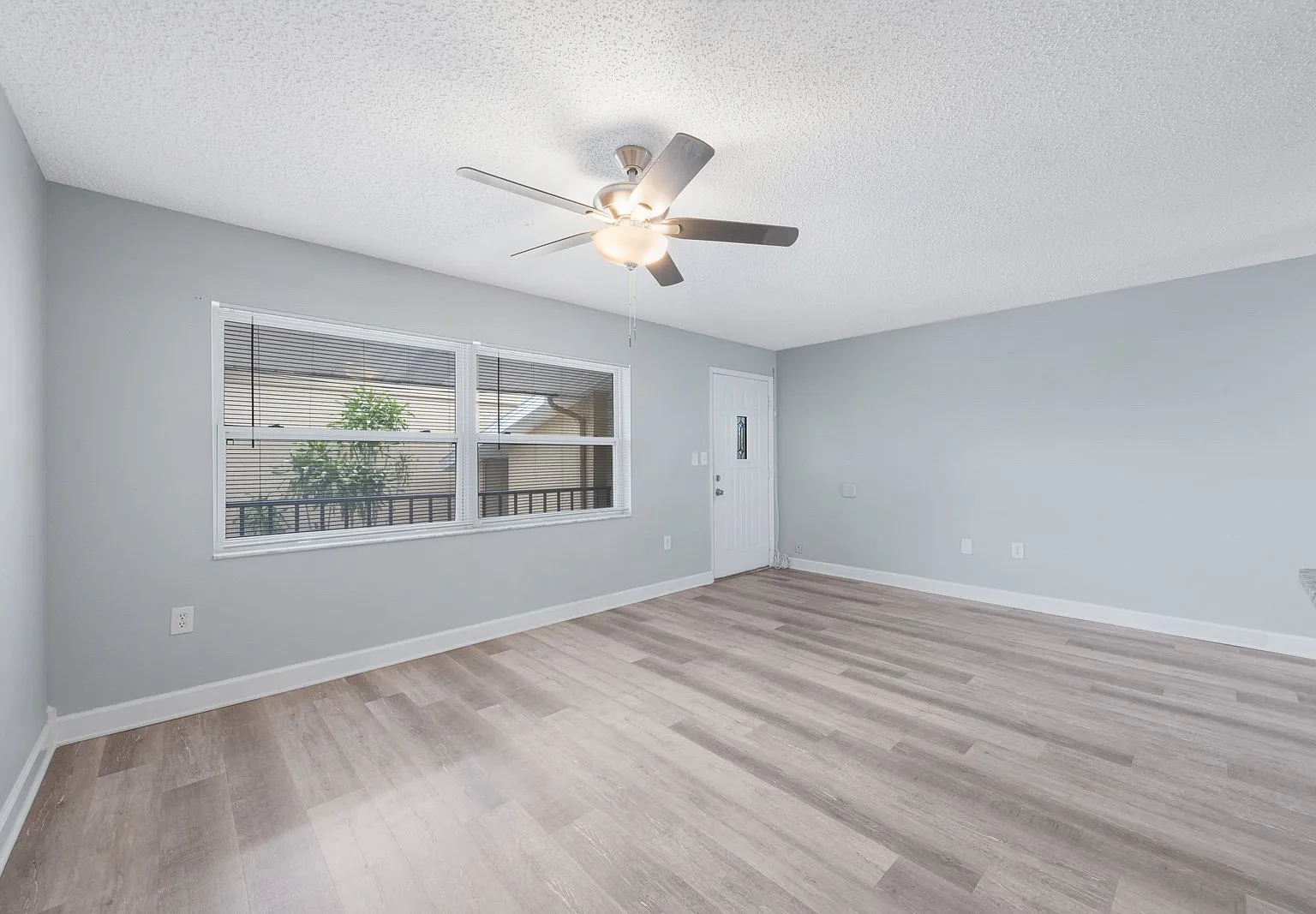 6810 Park St S — Photo 3