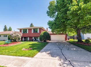 1830 18th St S, Fargo, ND 58103