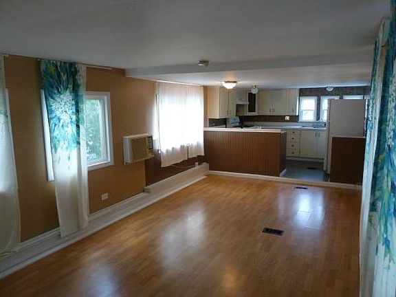 4th image of 1795 Osborn Ave Unit 74