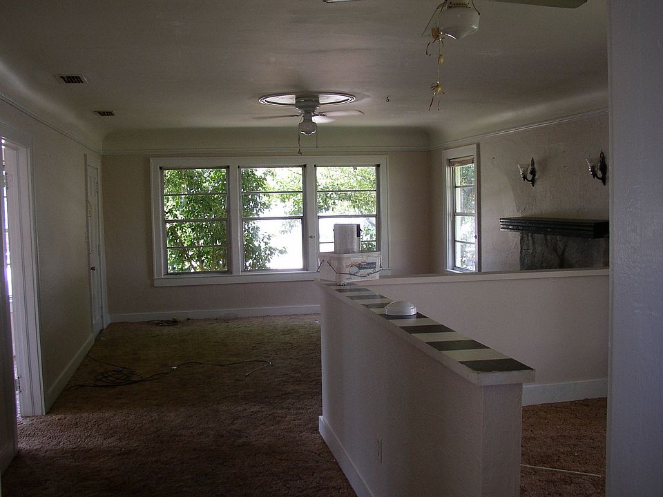 Living Room2