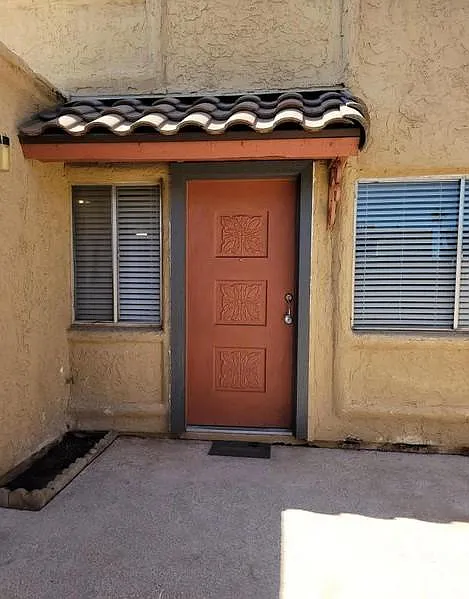 Front Door - 948 S Alma School Rd #140