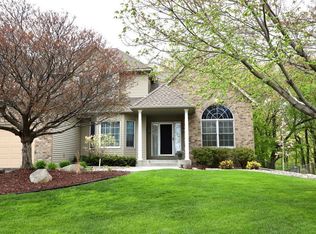 17587 Hyacinth Way, Lakeville, MN 55044