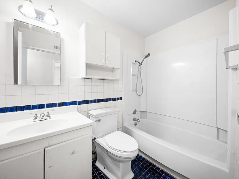 7608 Hyssop Dr — Photo 22