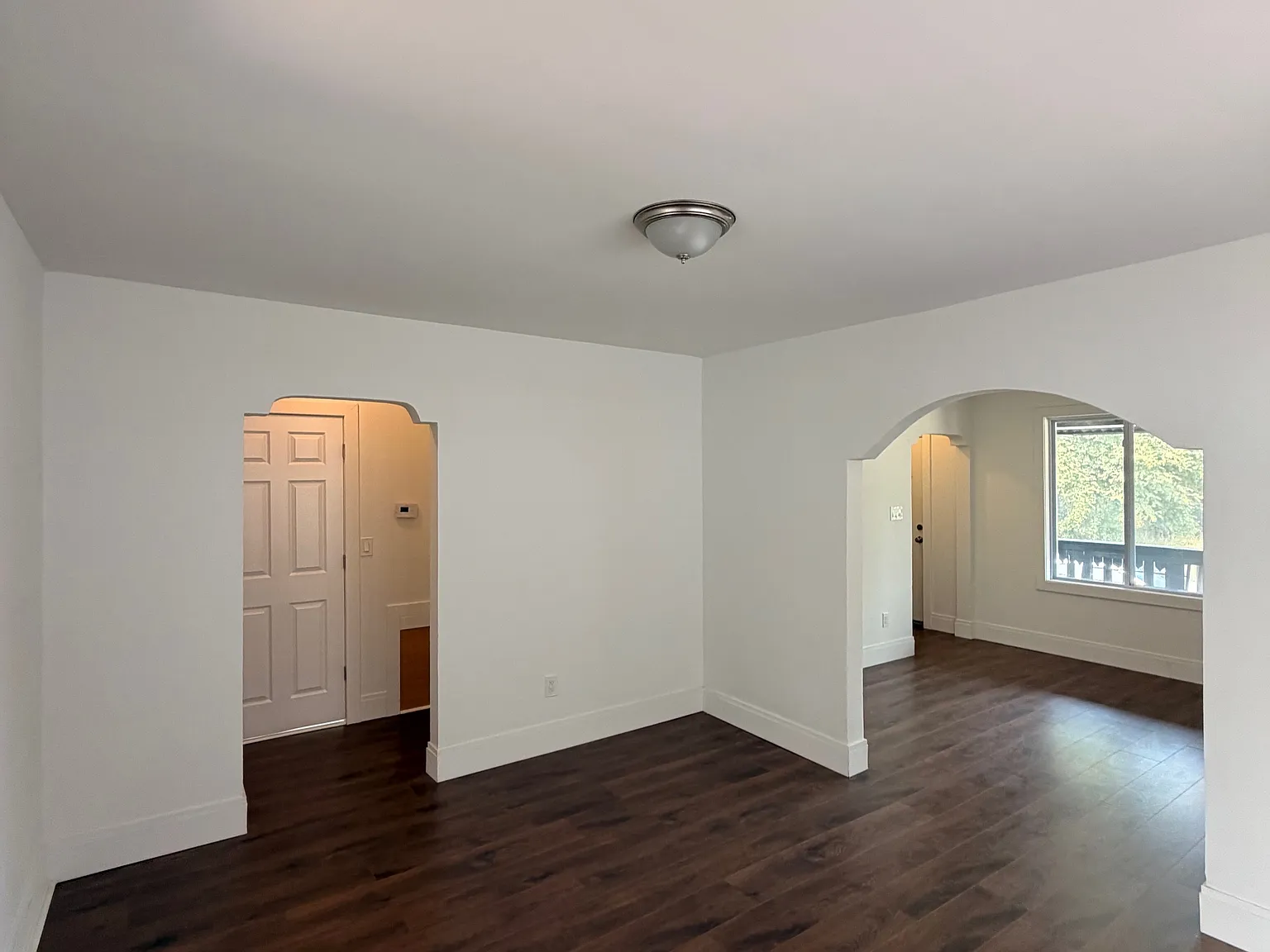 6 bed, 1500 sqft, $2,000 — Photo 4
