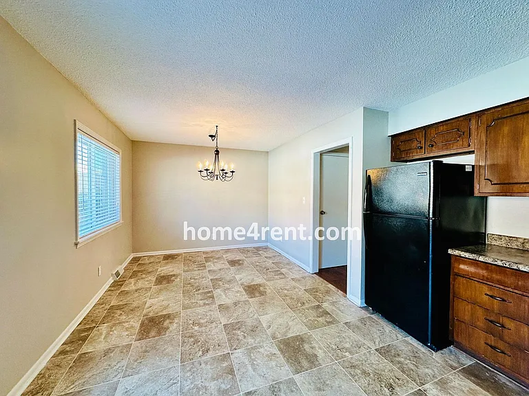 9559 Outlook Dr — Photo 9