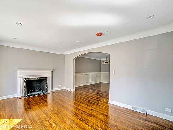 4th image of 1420 S 58th Ave