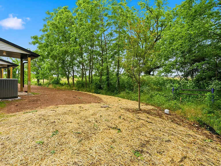2191 W Parkview Ave — Photo 11