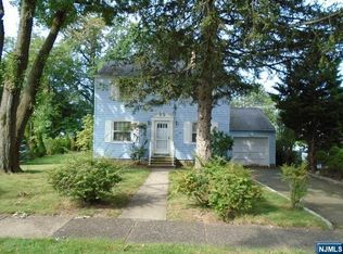 157 Rhoda Ave, Nutley, NJ 07110