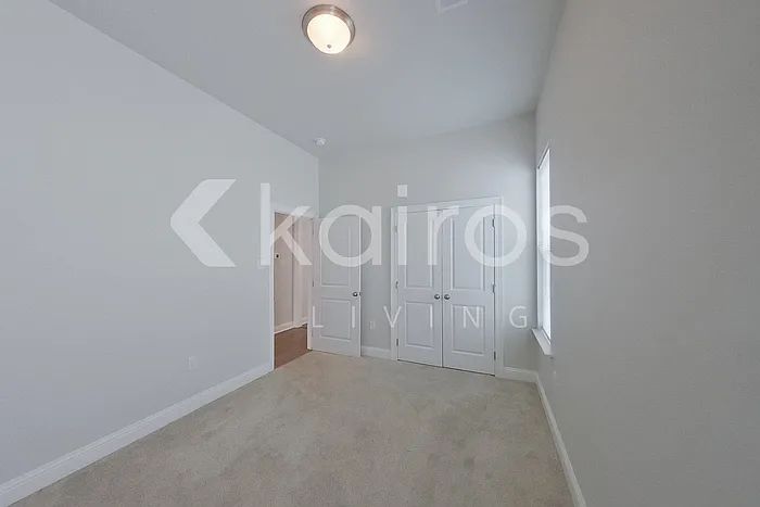 4816 W Dacha Ln — Photo 11